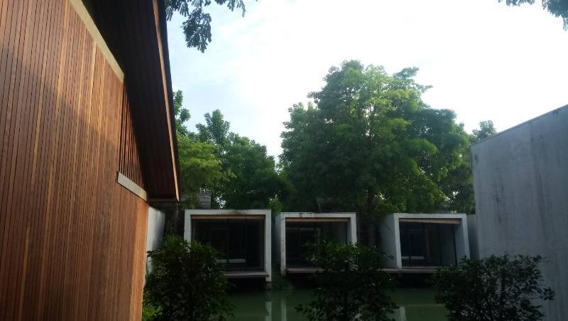 Into The Forest Resort Bangkok Extérieur photo